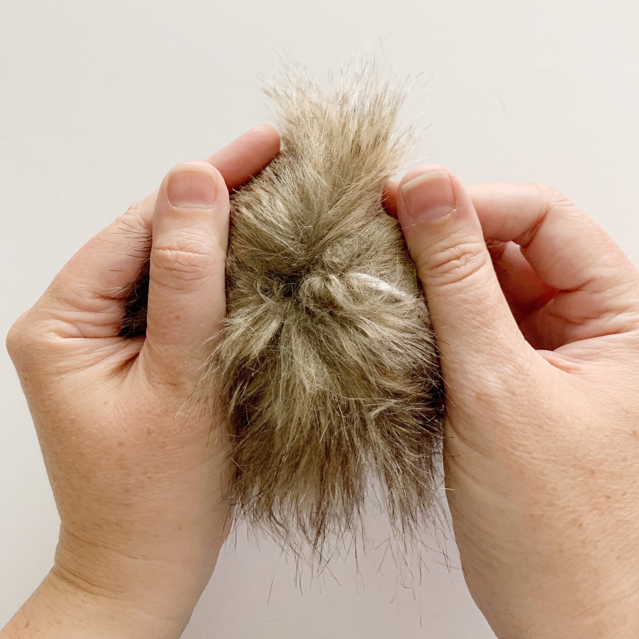 DIY Snap On Faux Fur Poms — Meghan Makes Do