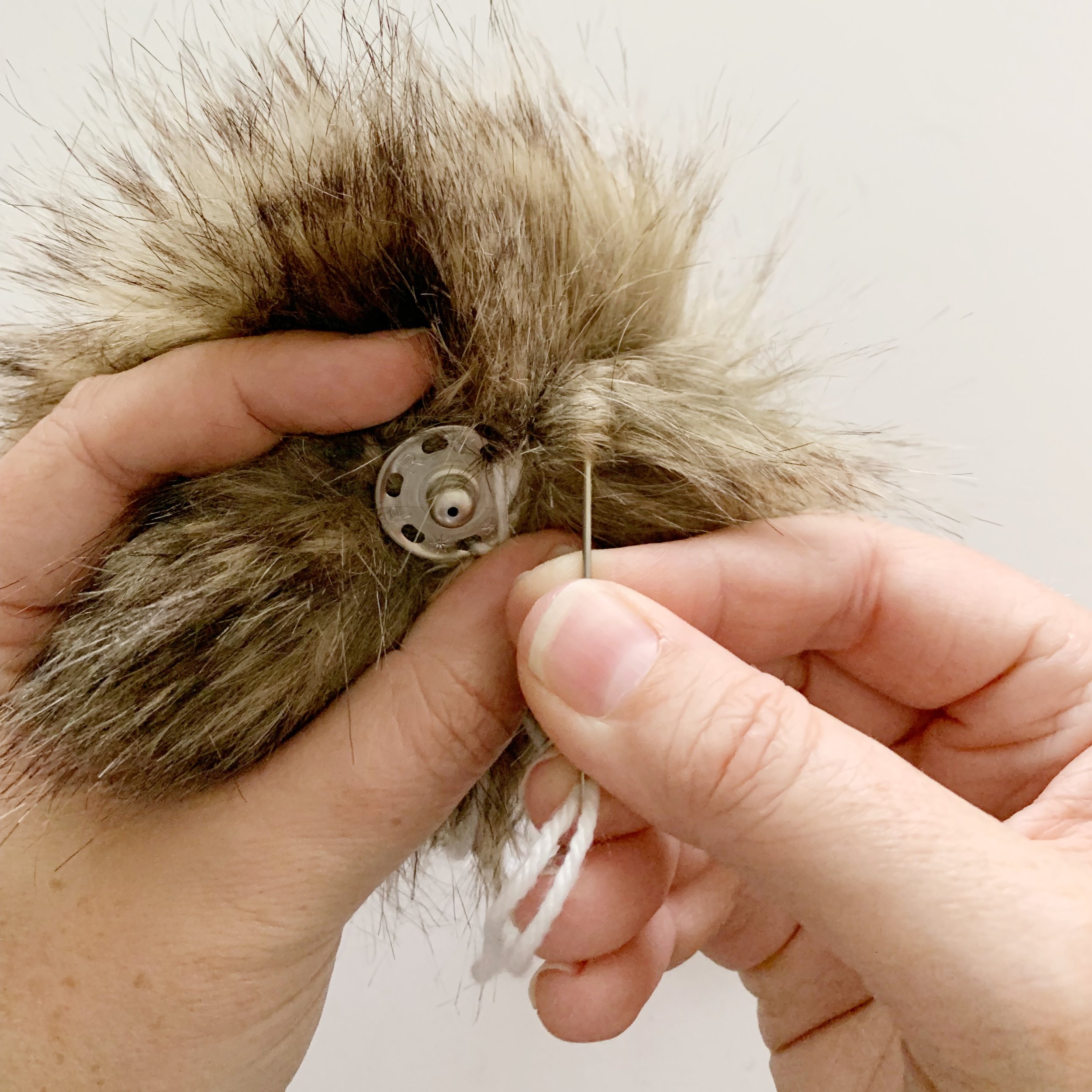 DIY Snap On Faux Fur Poms — Meghan Makes Do
