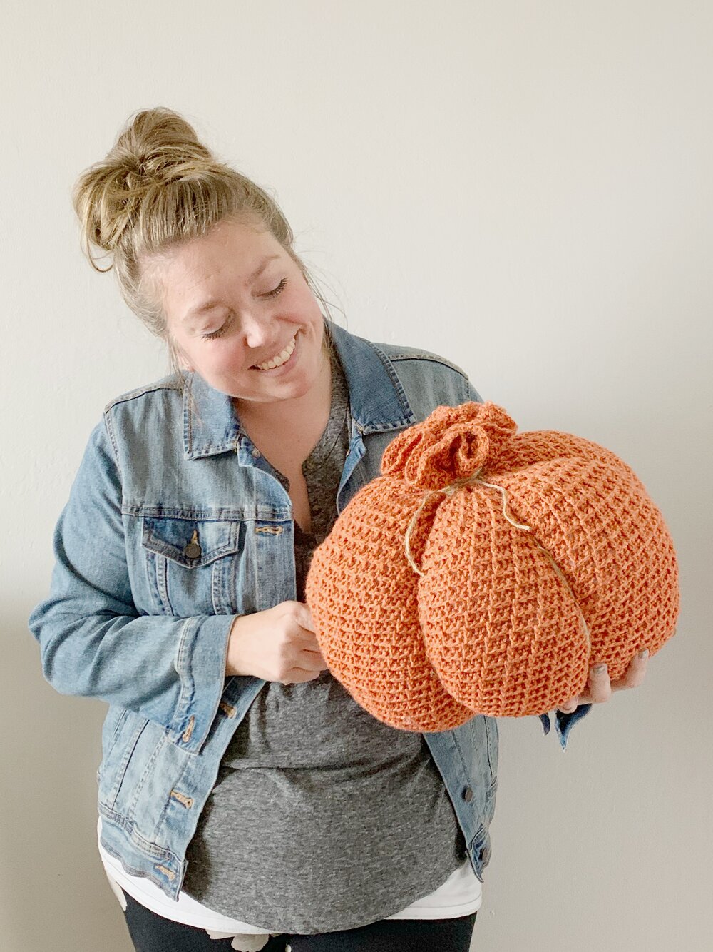 Crochet Pattern- The Wavel Pumpkin — Meghan Makes Do
