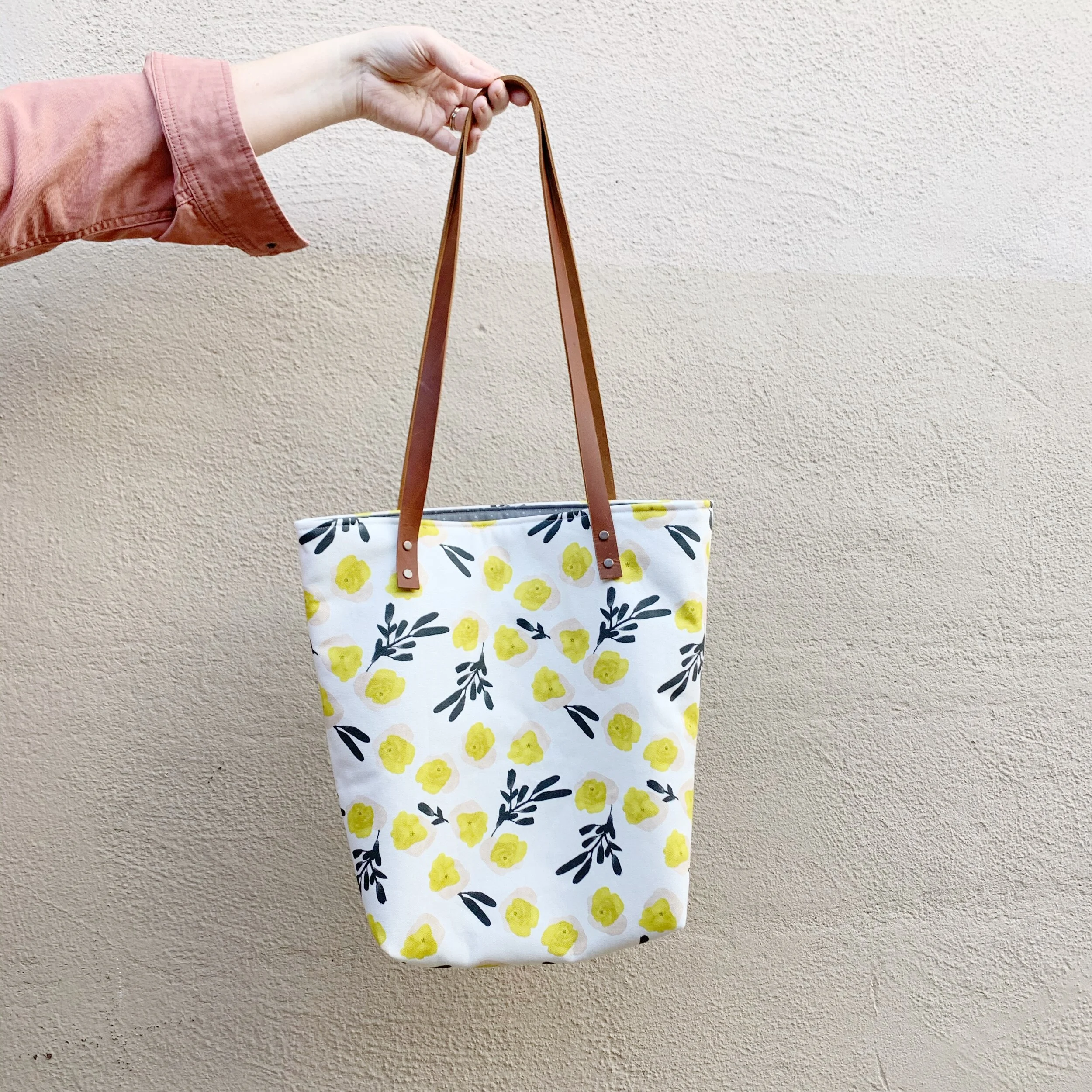 The Toivo Tote-Free Sewing Pattern