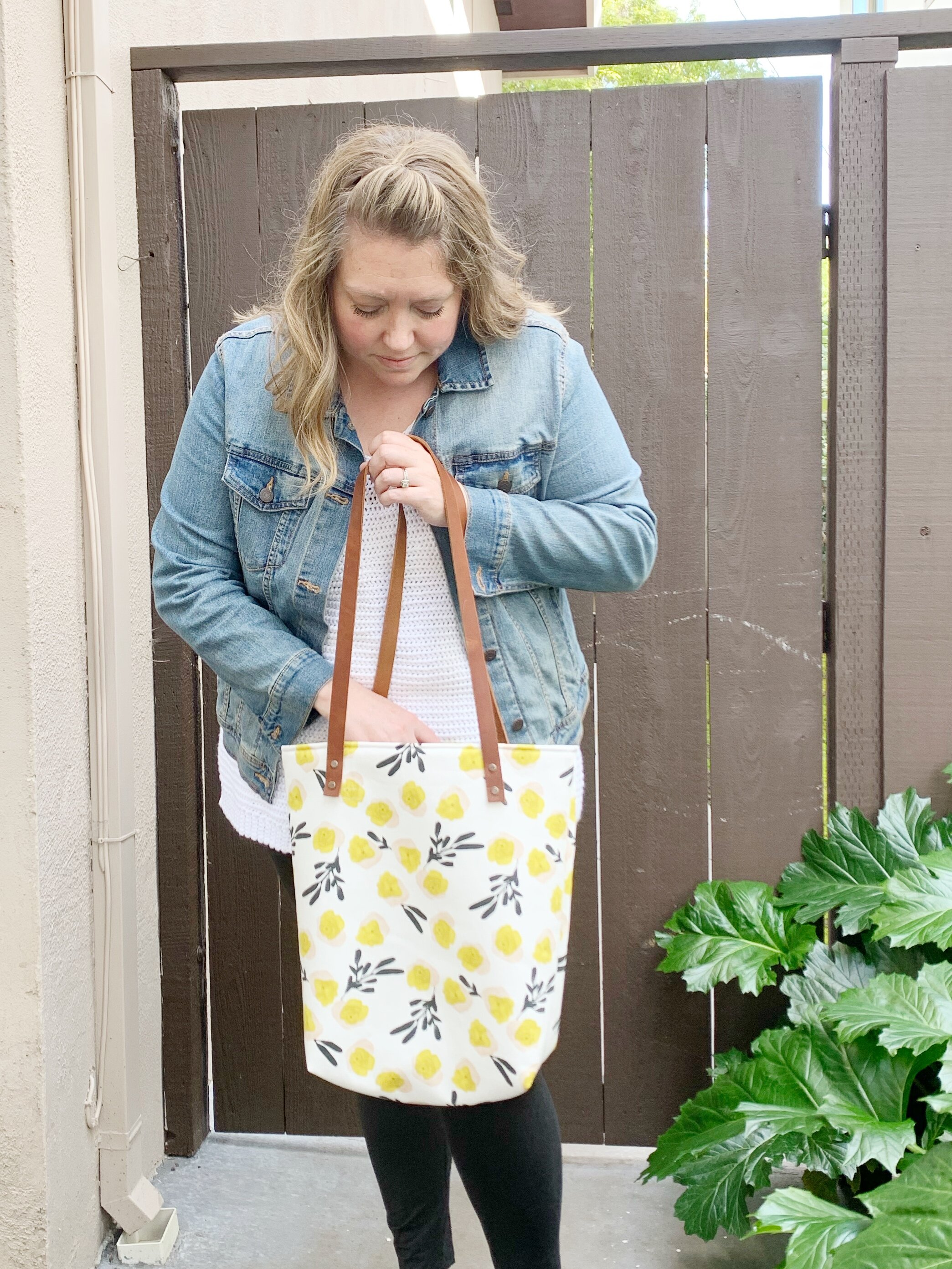 Sewing Pattern-The Toivo Tote — Meghan Makes Do