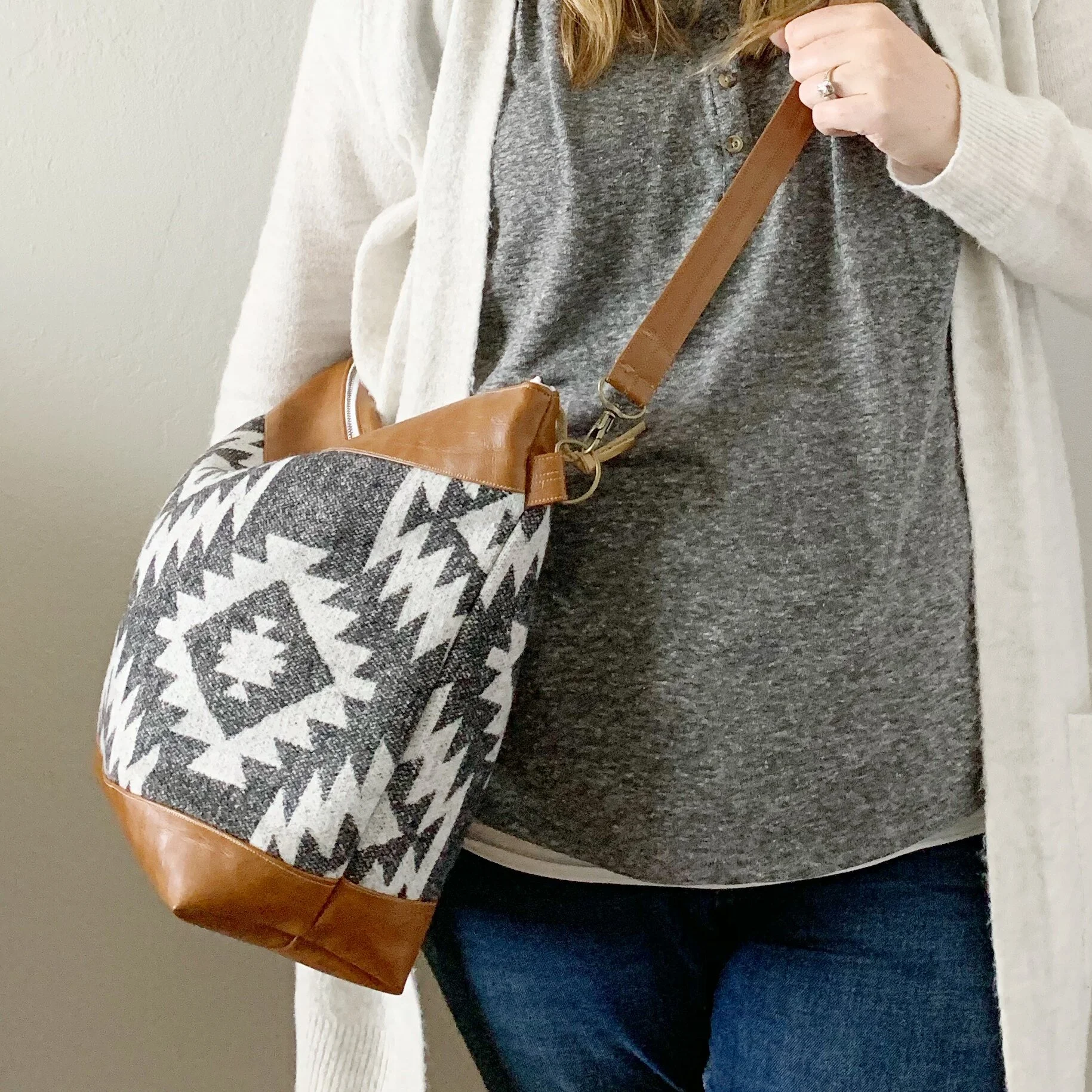 The Beauregard Bag-Free Sewing Pattern