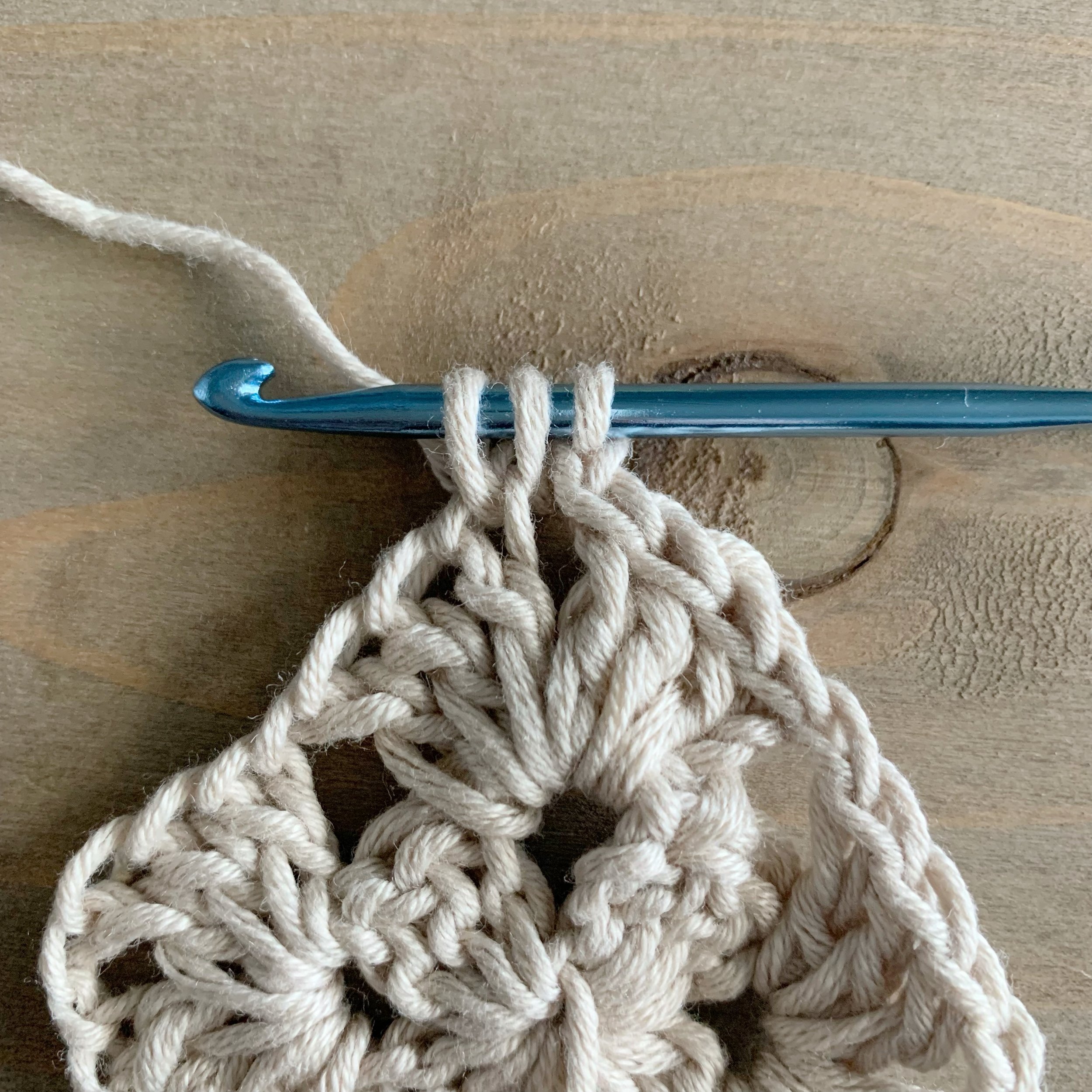 The Molly Headband-Free Crochet Pattern — Meghan Makes Do