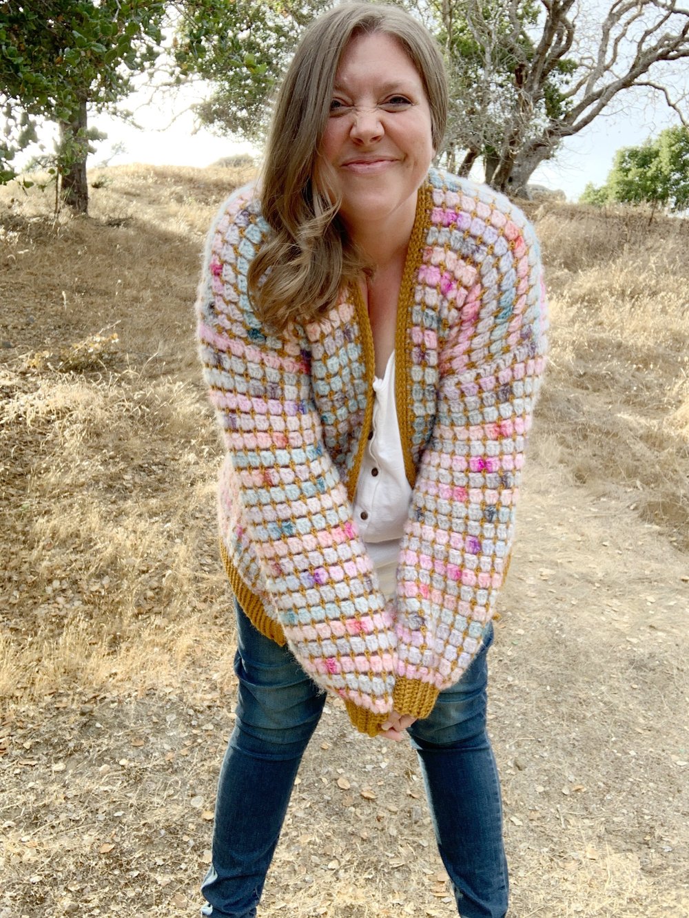 ニット/セーター ANDMARY  Marge cachecoeur knit Crochet Kit - The Mini Magnus Cardigan – Lion Brand Yarn
