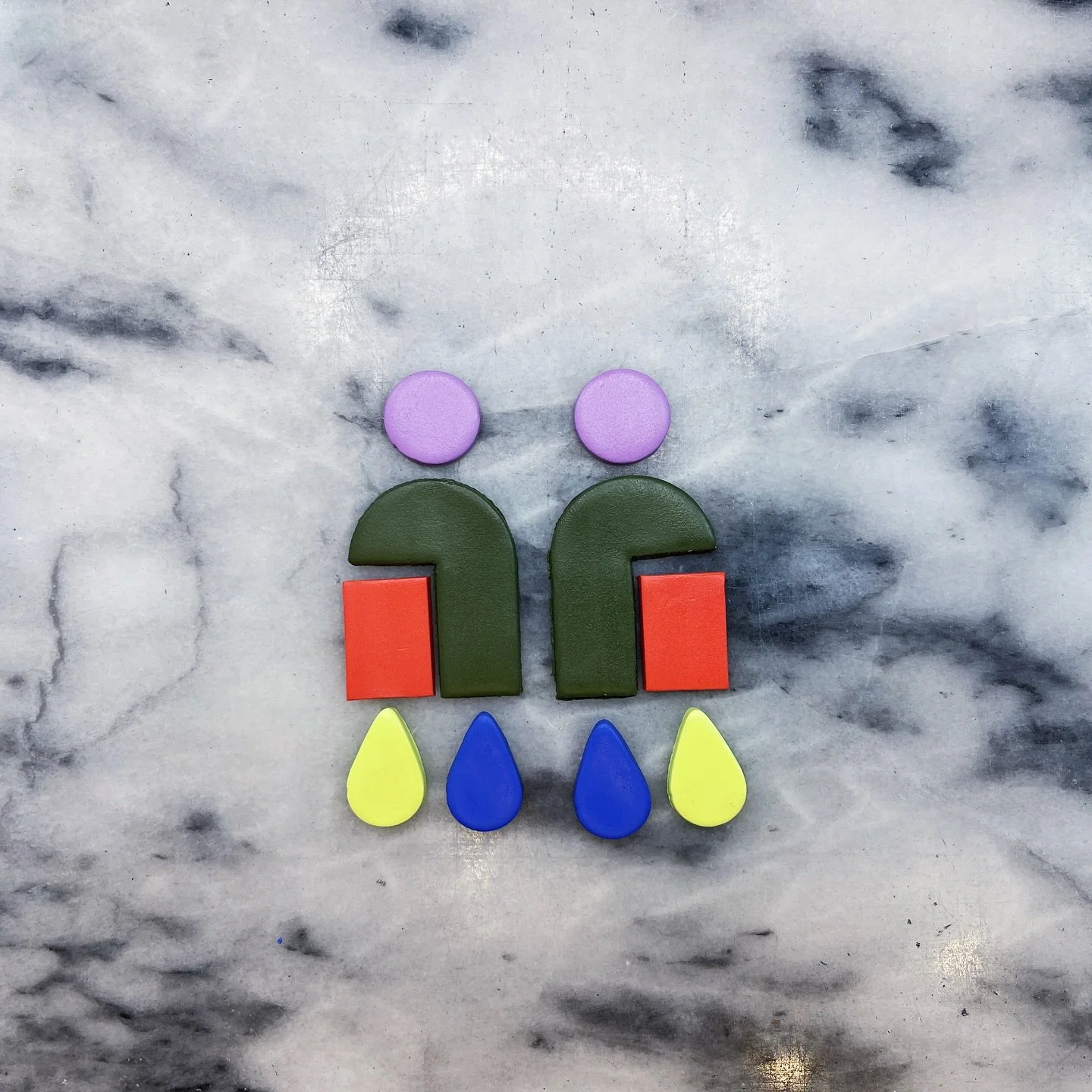 Working on a collection for the fall/winter and decided to bring back one of my most popular shapes, but in a fun new color way. 
#bsartain