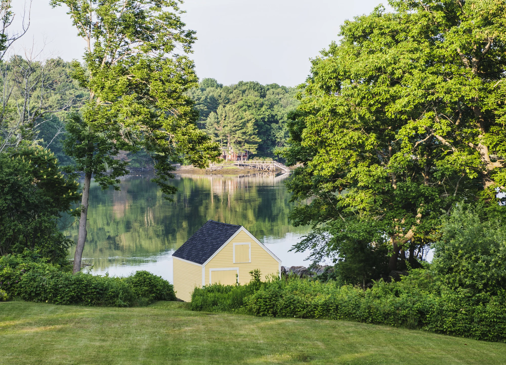 Mead Meadow Boat House A special heartfelt thanks to Angela Olsen Matthews and her husband, Peter Matthews, at Mead Meadow for their thoughtful and gracious generosity and hard work in hosting our scrumptious and serene summer picnic. You can visit Angela’s Instagram page @ MeadMeadow About Mead Meadow We were invited to historic Mead Meadow, in picturesque Kittery Maine, to shoot our delightful summer outdoor meal. This water front paradise is a restored 140 year old farmstead, originally a 20 acre estate, was called Mead Summer House. Included: the main house, a horse and buggy carriage house, which is now a guest cottage, a boat house and the original well. The lovingly restored buildings are now nestled on 4 acres of manicured grass surrounded by wild and cultivated flowers, raspberry bush stands