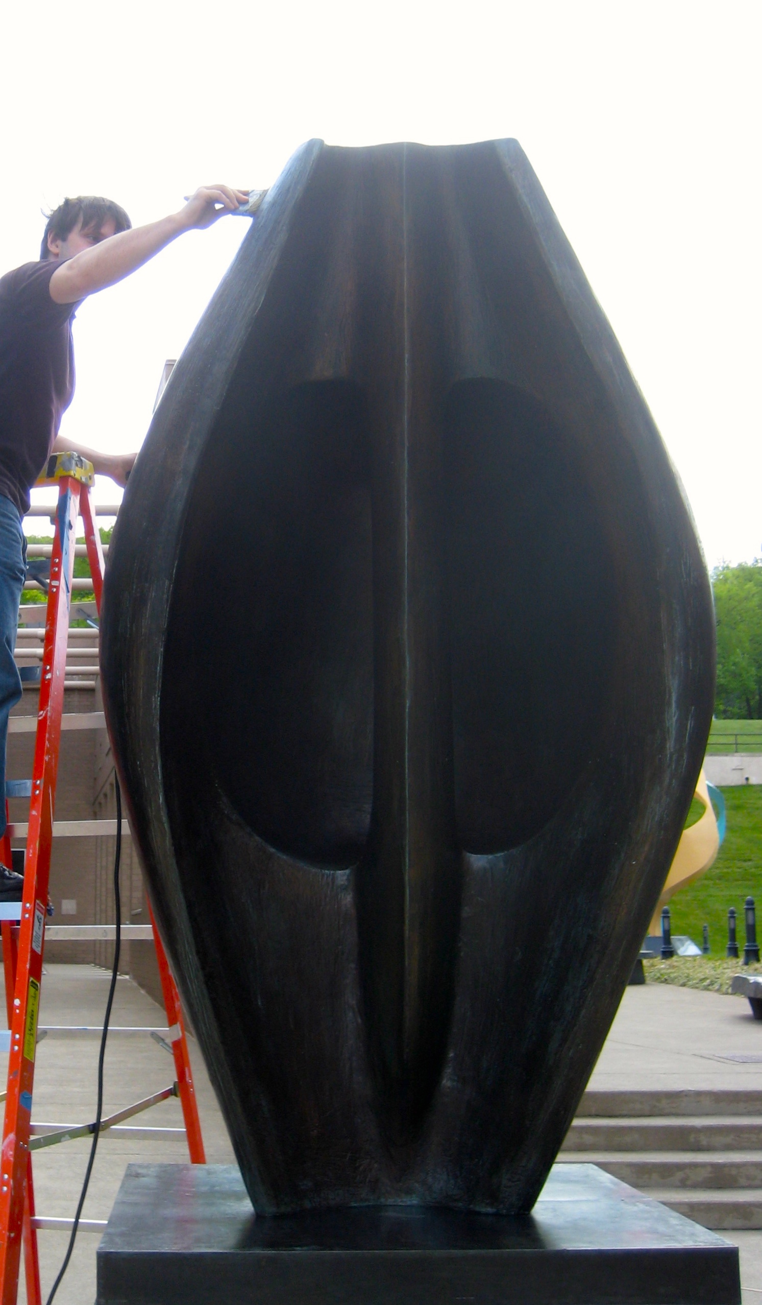 Henry_Moore_Patina_Conservation_Stratton_Sculpture_Studios.jpg