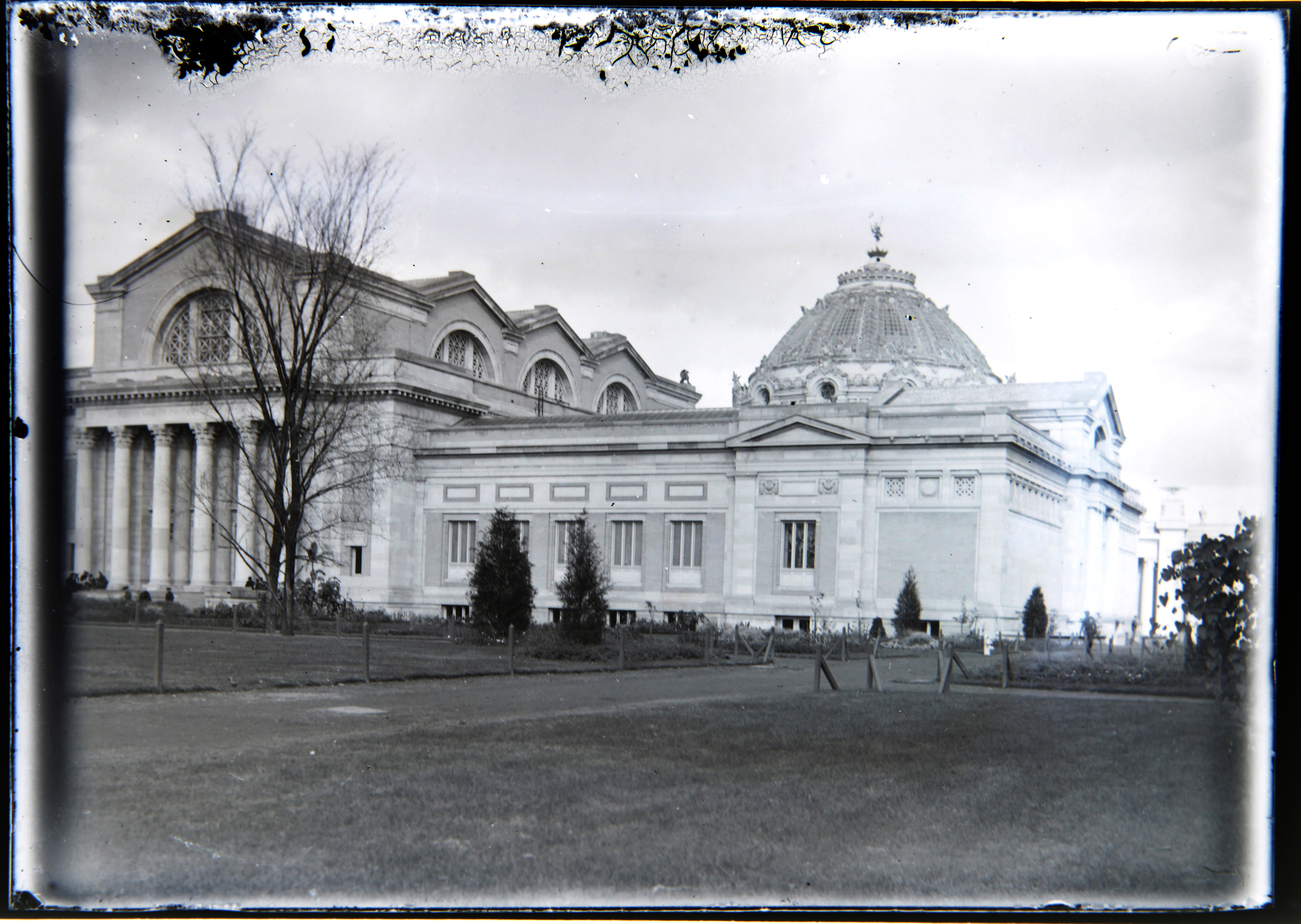 Early view of the Saint Louis Art Museum.