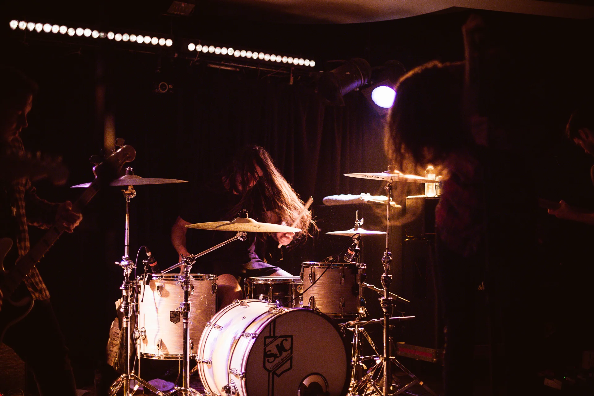 Pianos Become The Teeth