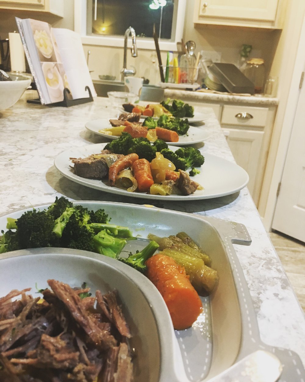Crock pot beef w/ veggies for the whole fam