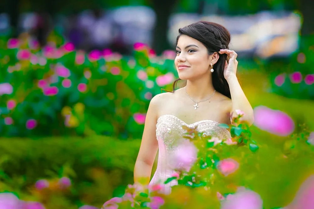 Montse - Sesion de Quinceañera en Houston por Lunabela Photography - www.lunabela.com