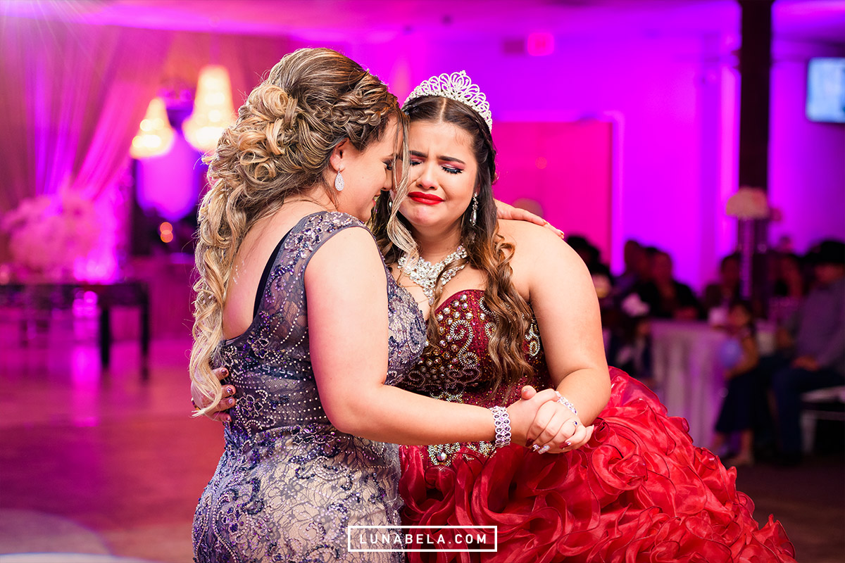 iram-reception-hall-pasadena-texas-lunabela-photography-m10.jpg