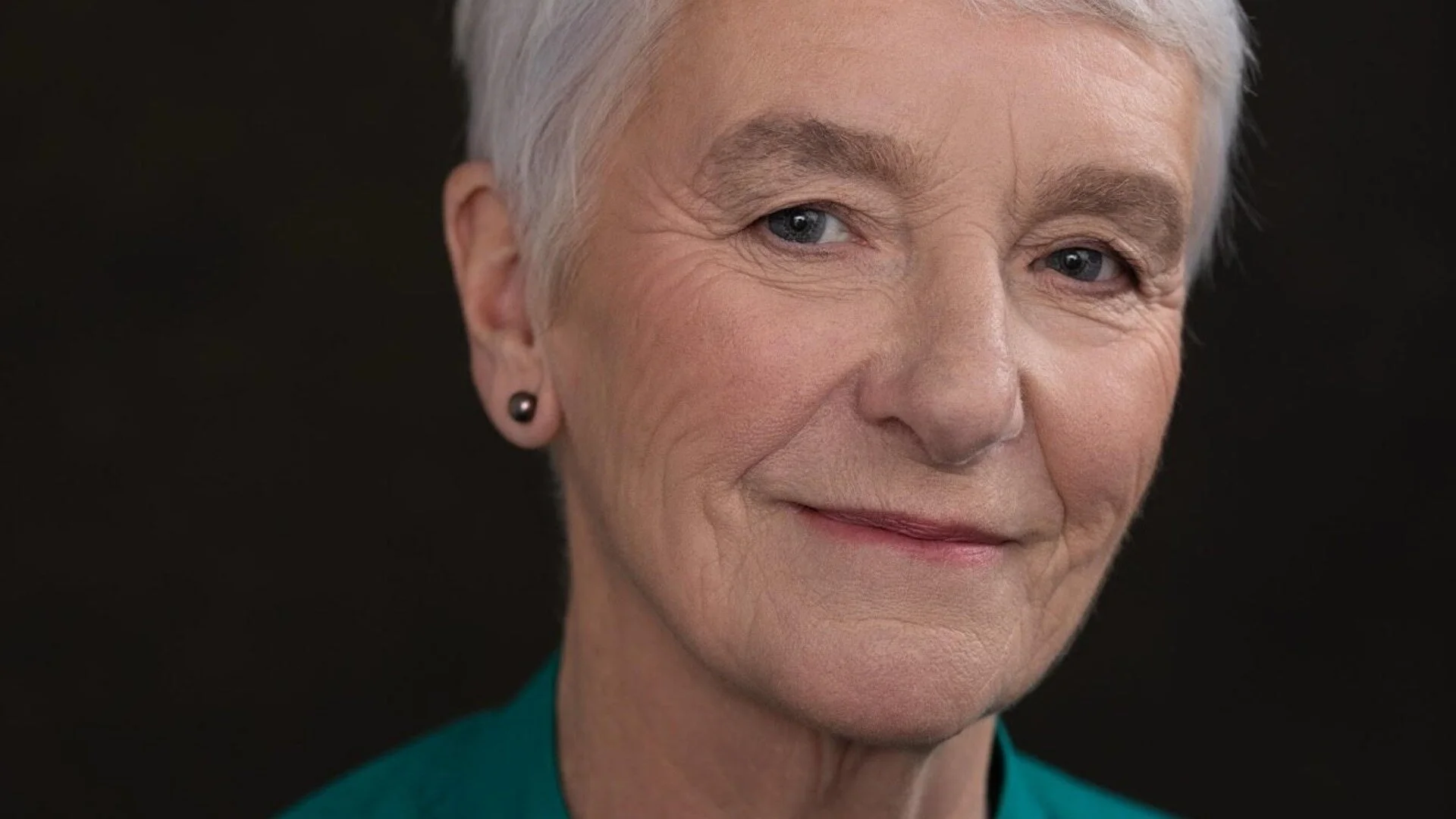 Approaching voice and accent work for stage, screen and voice overs