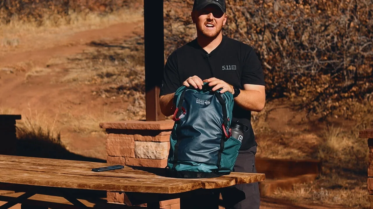 mountain hardwear hydration pack