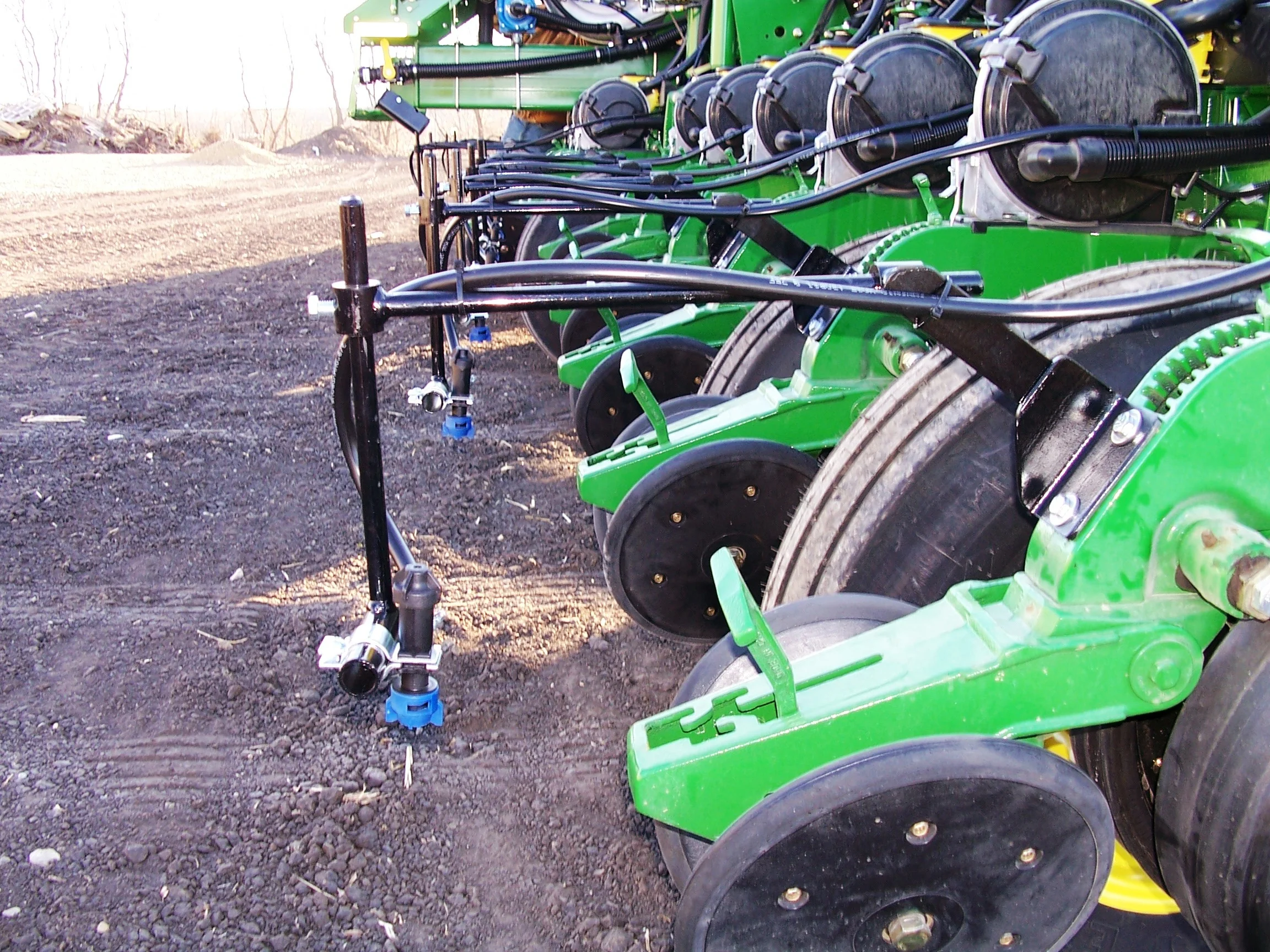 Liquid Fertilizer Planter Kits — L&D Ag Service