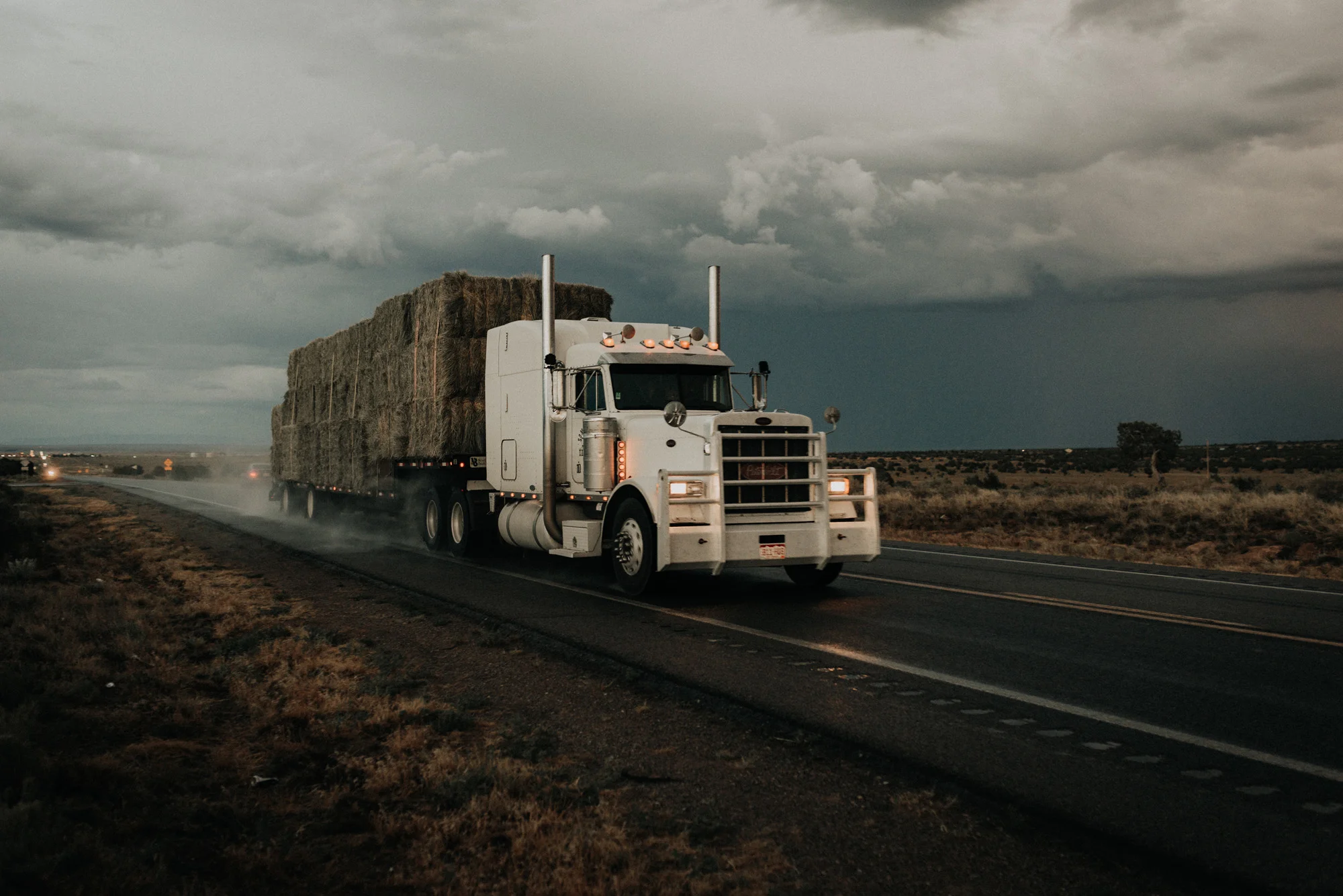 kayenta arizona kylewillisphoto demurela hay truck demi
