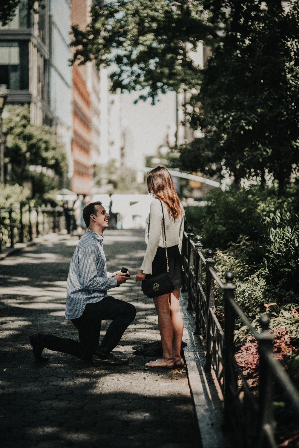 KyleWillisPhoto-Union-Square-Park-Wedding-Proposal-Photos-Engagement-New-York-City