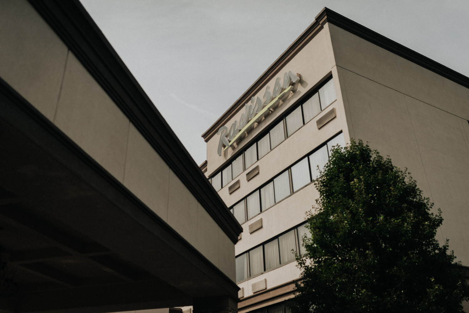 KyleWillisPhoto-Kyle-Willis-Photography-The-Radisson-Hotel-Freehold-New-Jersey-Wedding-Emerald-Ballroom-Spanish-Latino-Philadelphia-South-Engagement