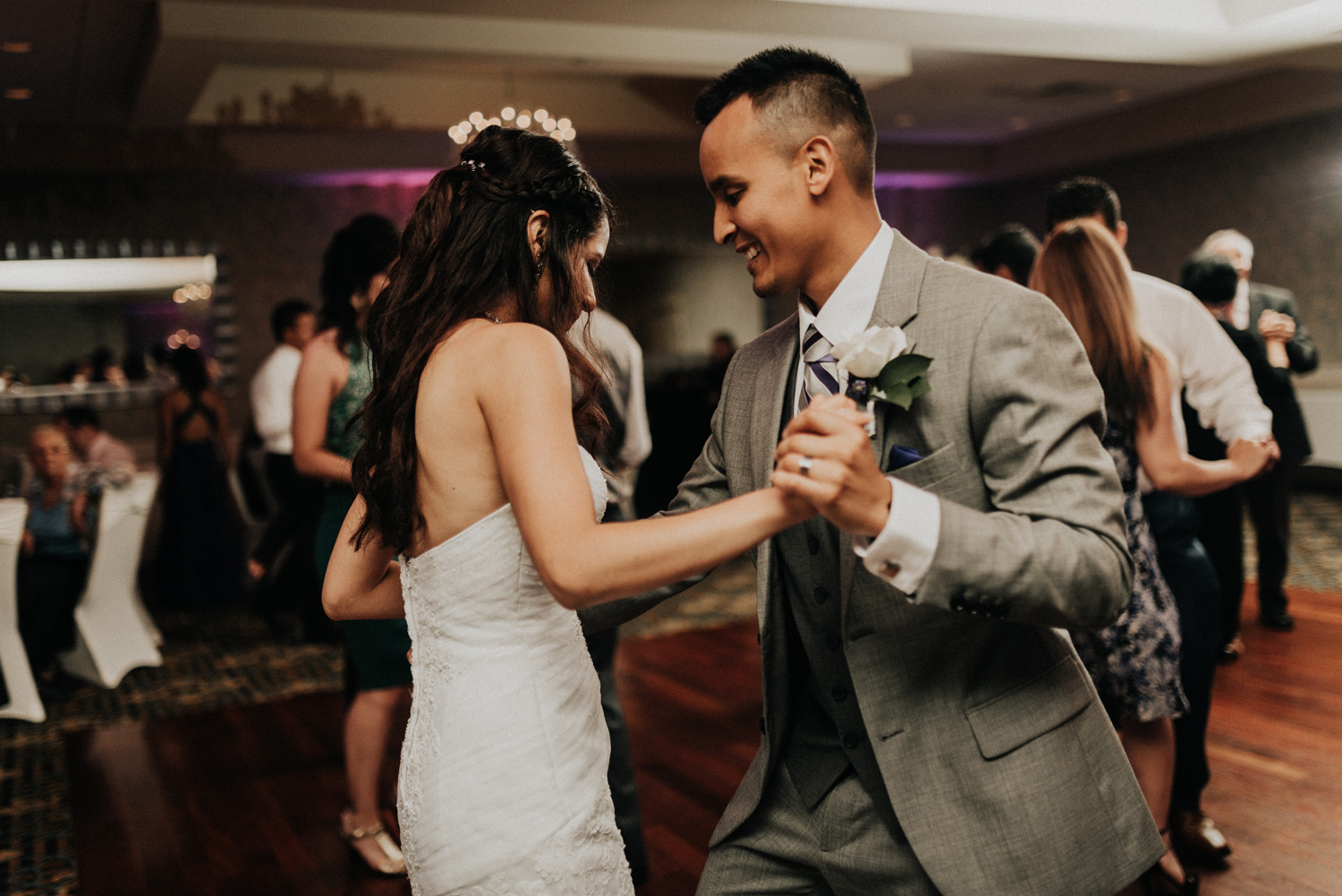 KyleWillisPhoto-Kyle-Willis-Photography-The-Radisson-Hotel-Freehold-New-Jersey-Wedding-Emerald-Ballroom-Spanish-Latino-Philadelphia-South-Engagement