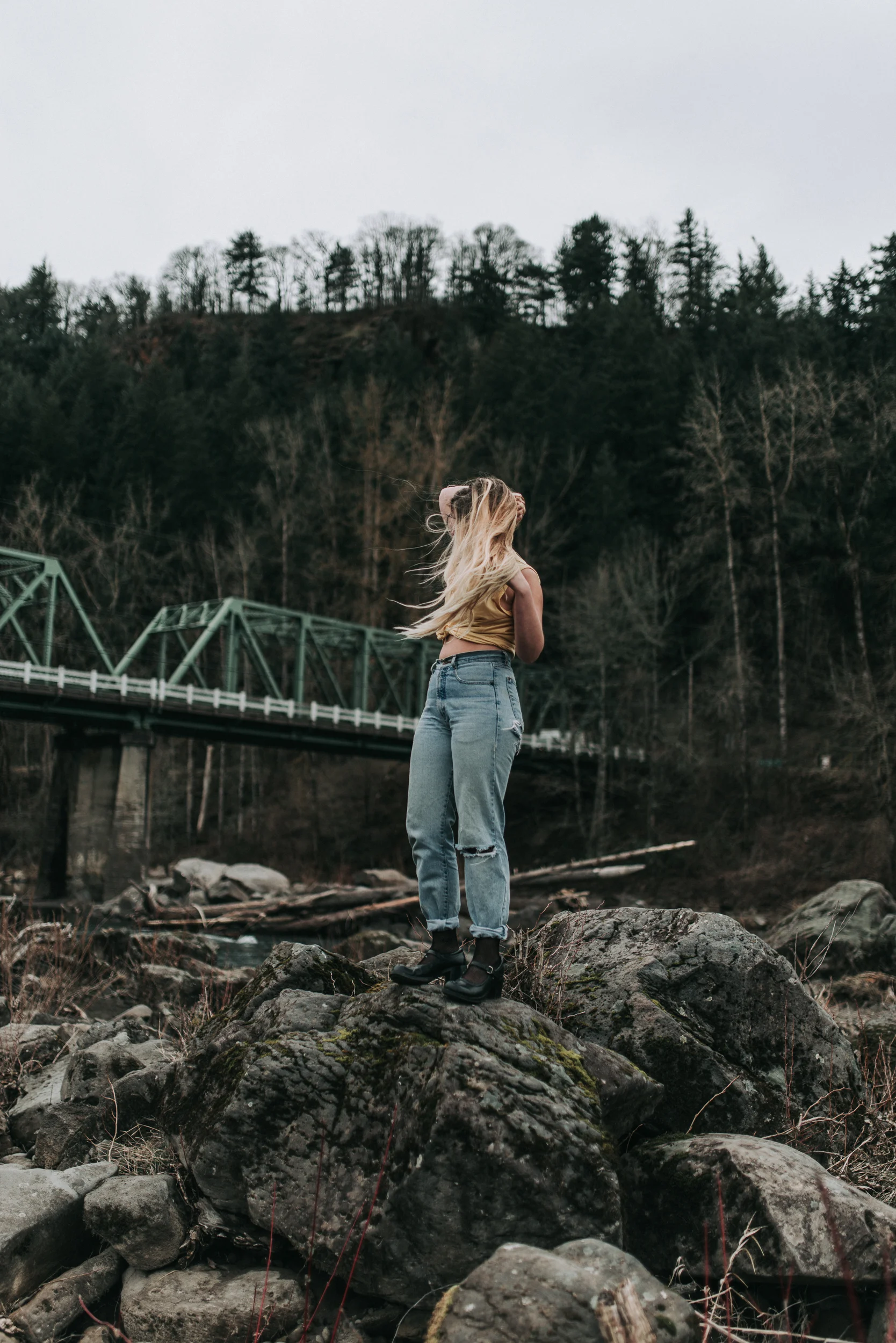 KyleWillisPhoto-Kyle-Willis-Photography-Troutdale-Oregon-Portland-Portrait-Photographer-Abandoned-Photoshoot-Urban-Outfitters-Pacific-Northwest-PNW