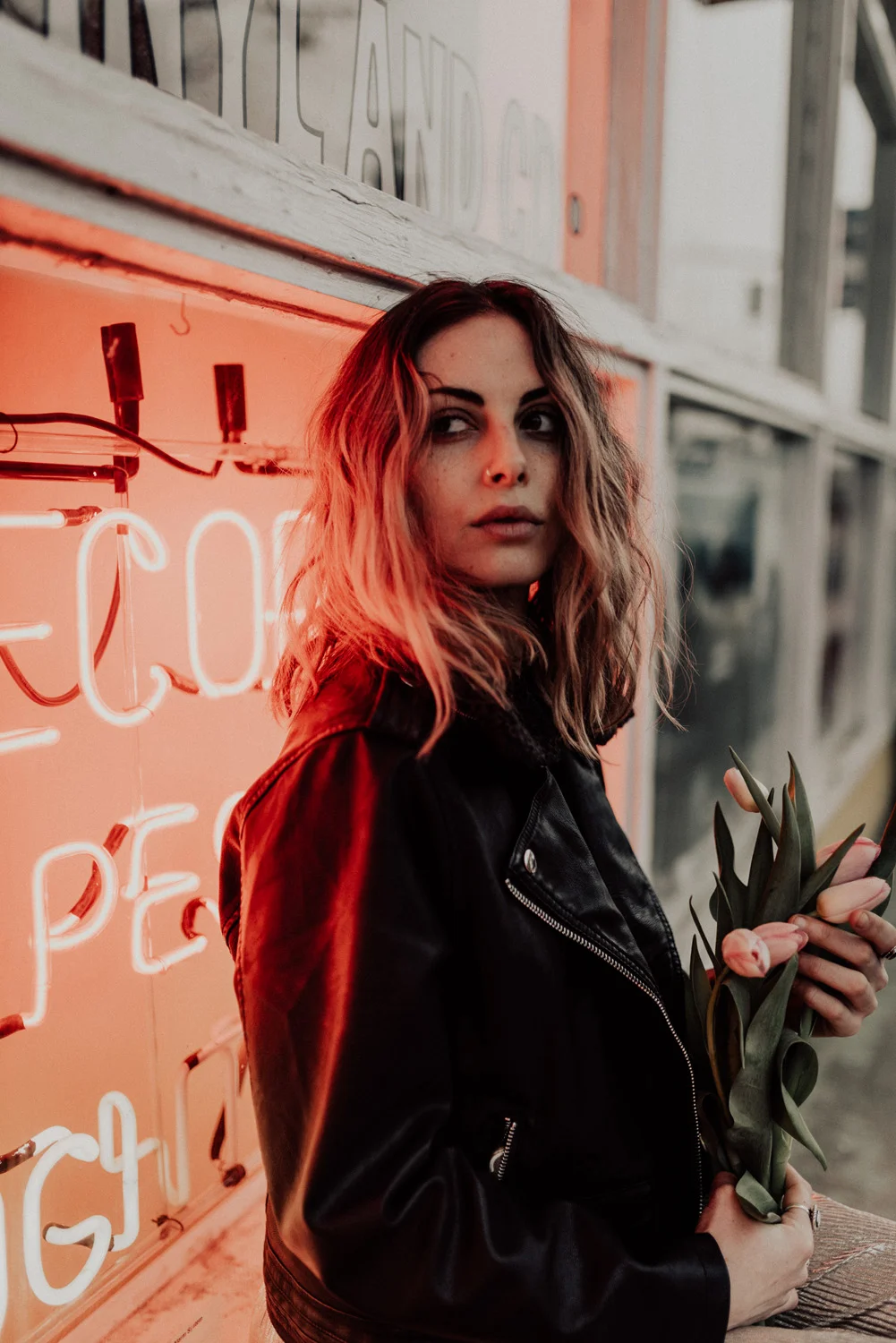 KyleWillisPhoto-Kyle-Willis-Photography-Portland-Oregon-Portrait-Photographer-Hawthorne-Downtown-Records-Jocelyn-Bourlier-PNW-Free-People-Boho-Vintage