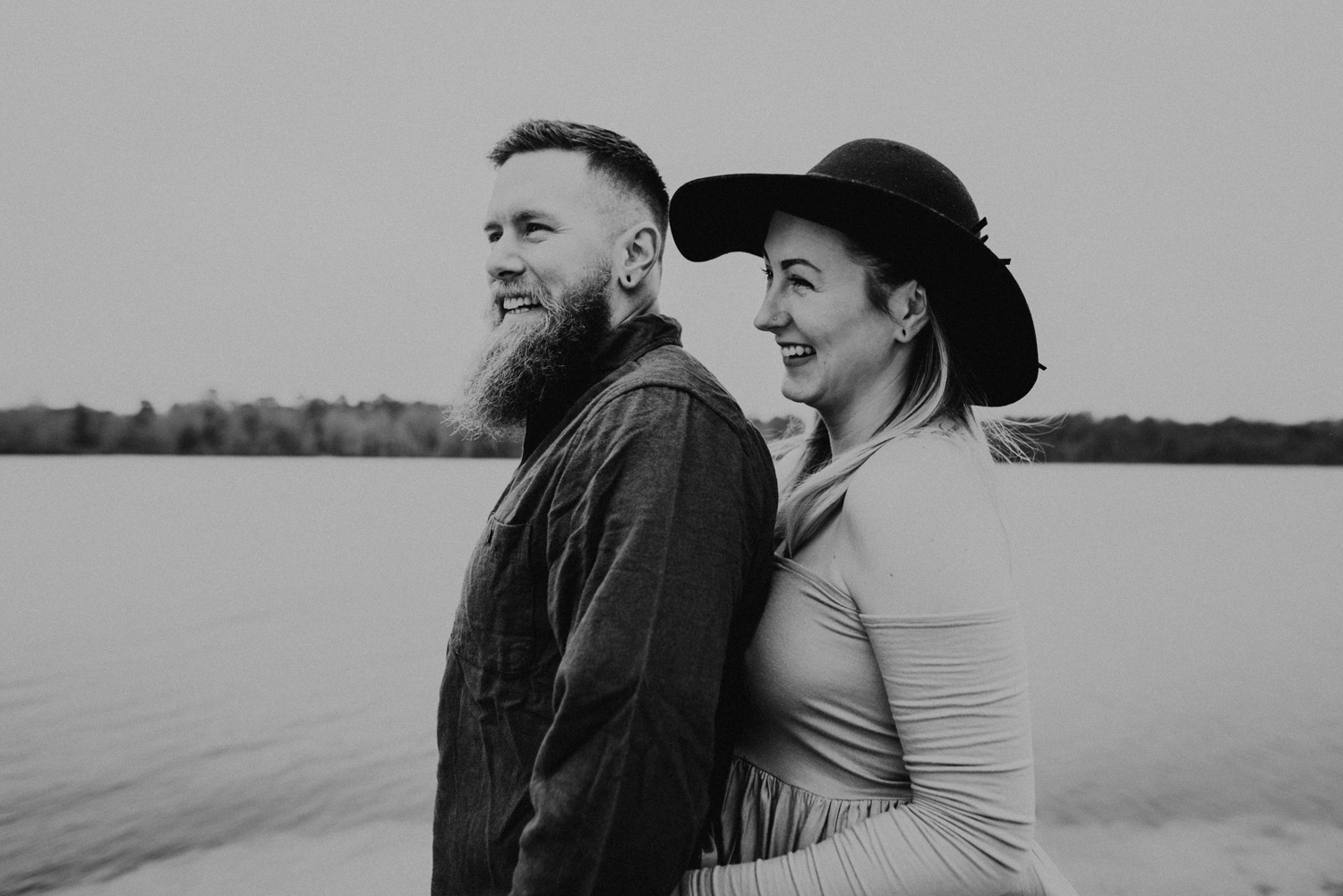 KyleWillisPhoto-Kyle-Willis-Photography-Parvin-State-Park-Pittsgrove-Township-New-Jersey-Maternity-Session-Lake-Pregnant-Engagement-Hipster-Photographer-Philadelphia-Wedding