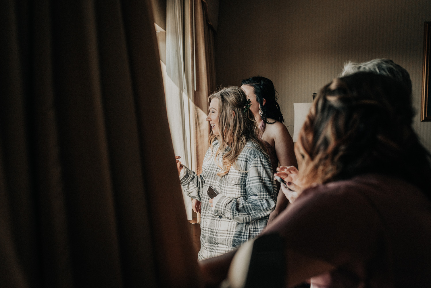 KyleWillisPhoto-kyle-willis-photography-rodes-barn-wedding-swedesboro-new-jersey-philadelphia-lillian-west-faux-bouquets-rustic-south-new-york-city