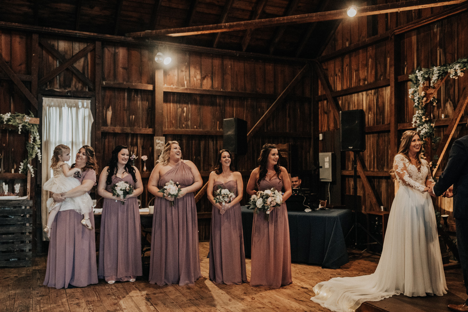 KyleWillisPhoto-kyle-willis-photography-rodes-barn-wedding-swedesboro-new-jersey-philadelphia-lillian-west-faux-bouquets-rustic-south-new-york-city