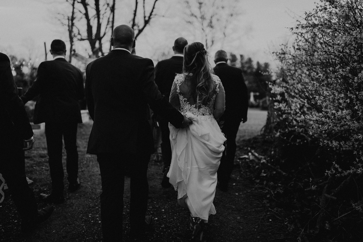 KyleWillisPhoto-kyle-willis-photography-rodes-barn-wedding-swedesboro-new-jersey-philadelphia-lillian-west-faux-bouquets-rustic-south-new-york-city