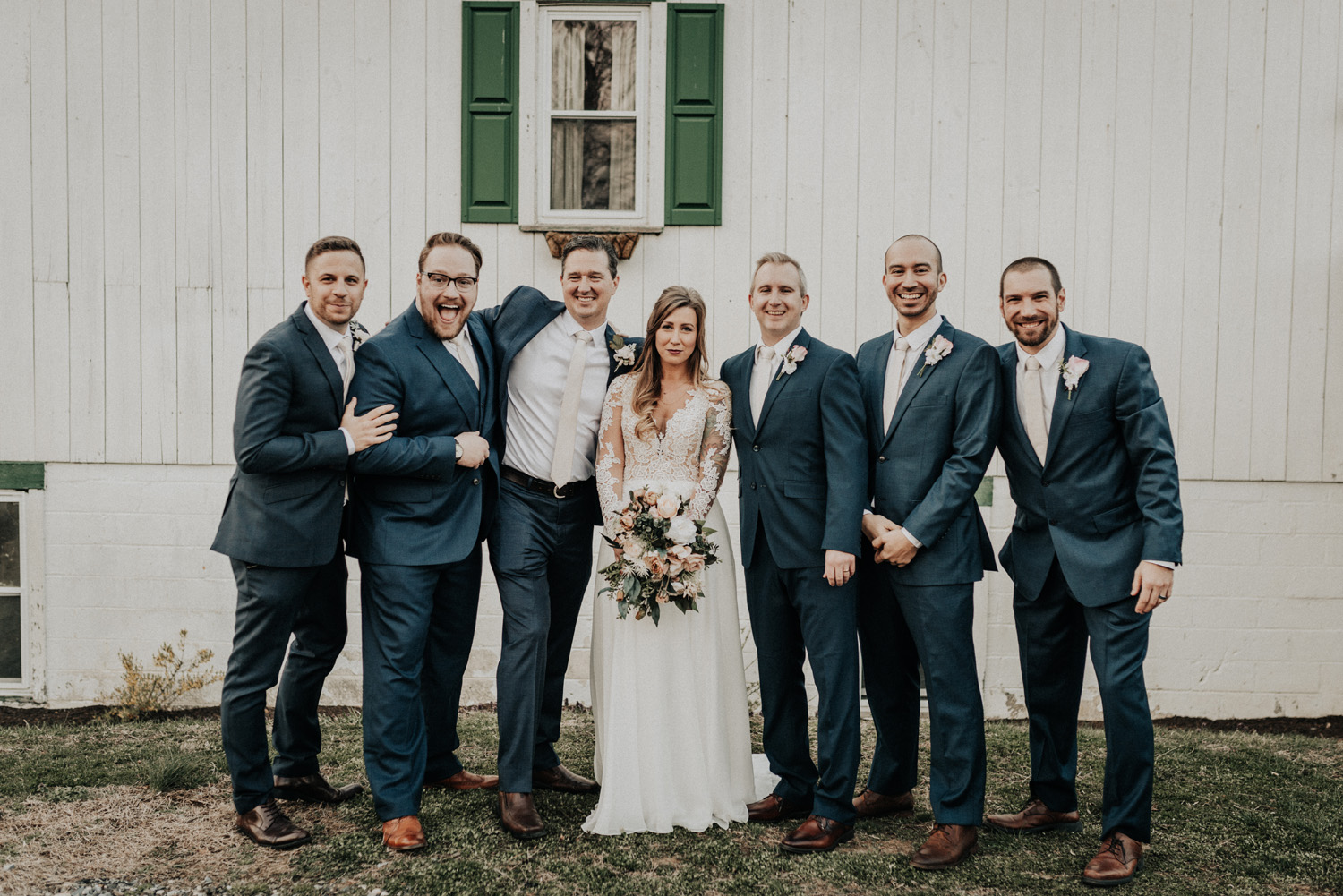 KyleWillisPhoto-kyle-willis-photography-rodes-barn-wedding-swedesboro-new-jersey-philadelphia-lillian-west-faux-bouquets-rustic-south-new-york-city