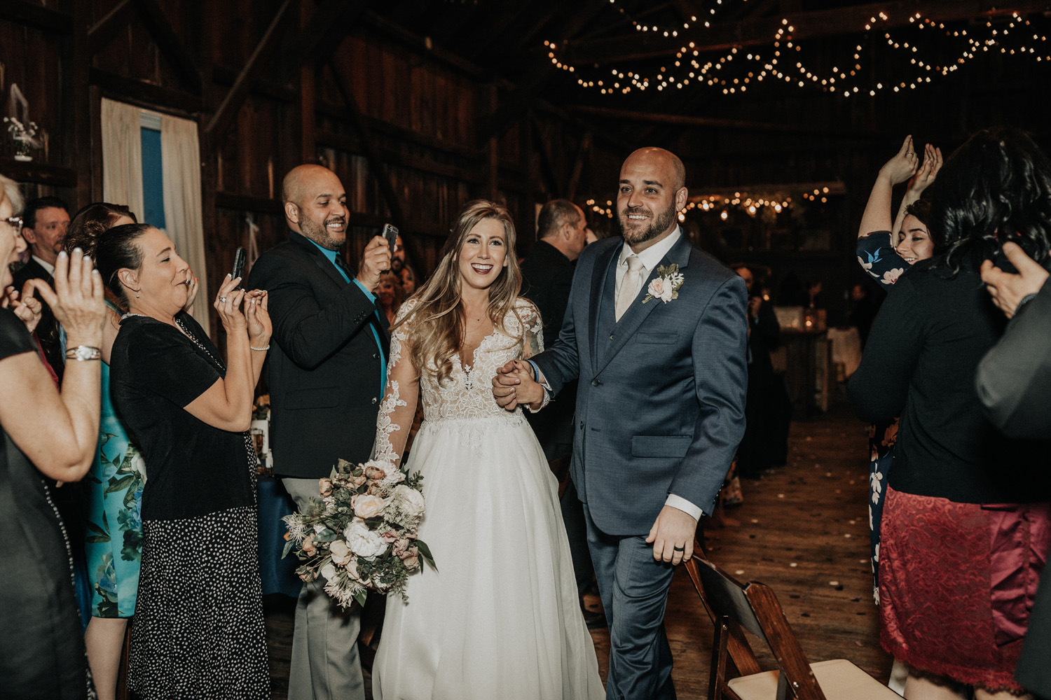 KyleWillisPhoto-kyle-willis-photography-rodes-barn-wedding-swedesboro-new-jersey-philadelphia-lillian-west-faux-bouquets-rustic-south-new-york-city