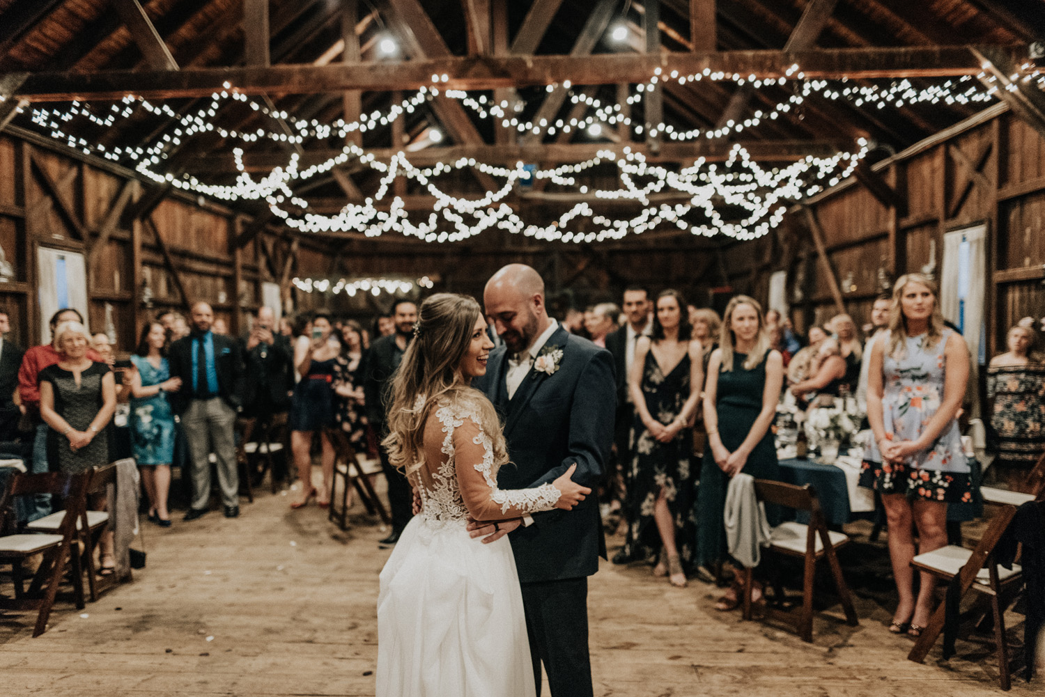 KyleWillisPhoto-kyle-willis-photography-rodes-barn-wedding-swedesboro-new-jersey-philadelphia-lillian-west-faux-bouquets-rustic-south-new-york-city
