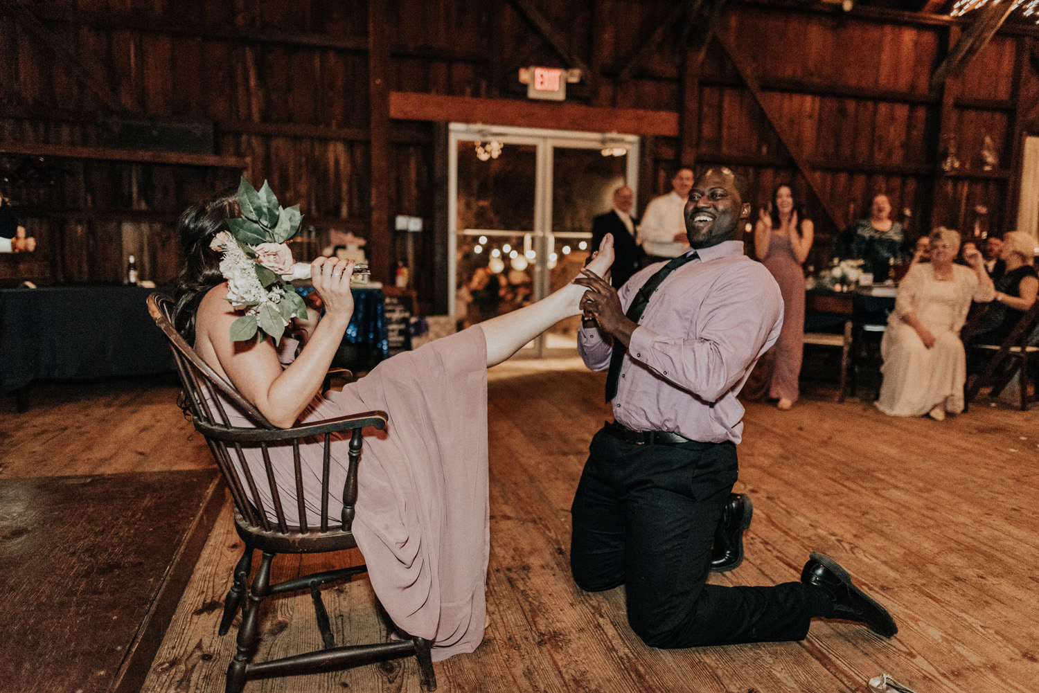 KyleWillisPhoto-kyle-willis-photography-rodes-barn-wedding-swedesboro-new-jersey-philadelphia-lillian-west-faux-bouquets-rustic-south-new-york-city