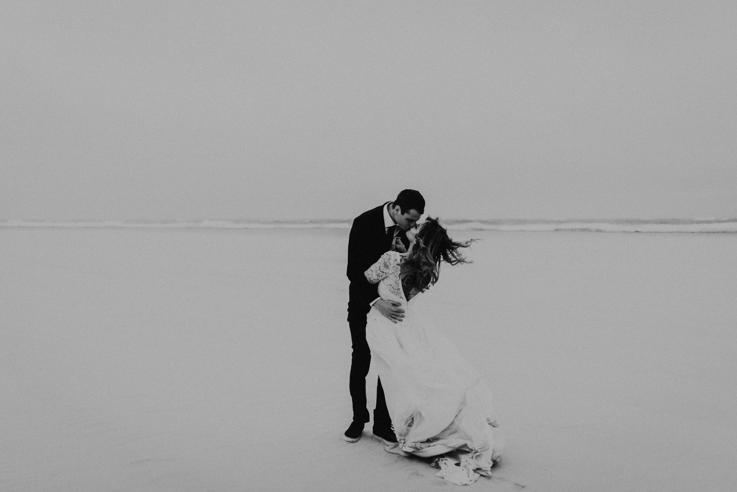kylewillisphoto_kyle_Willis_Photography_liz_gibbs_brigantine_beach_atlantic_city_wedding_philadelphia_jersey_shore_new_nyc_engagement_delaware_engaged_married_rainy_photos_ac_boho6.jpg