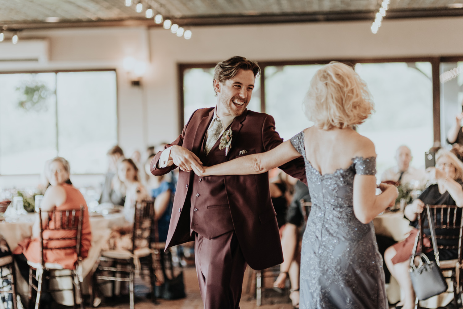 ballyowen_golf_course_wedding_hamburg_new_jersey_wedding_photographer_kylewillisphoto_philadelphia_pa_pennsylvania_photographer_hipster_modern_brittany_ellis
