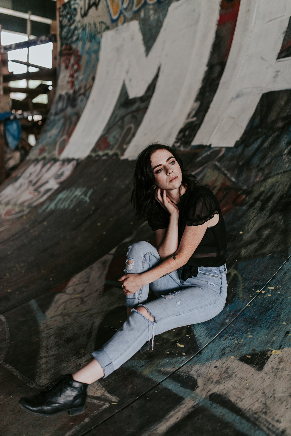 philadephia_fdr_skatepark_model_portrait_photographer_grunge_kylewillisphoto_riley_brown_South_kyle_willis_photography_pennysylvania