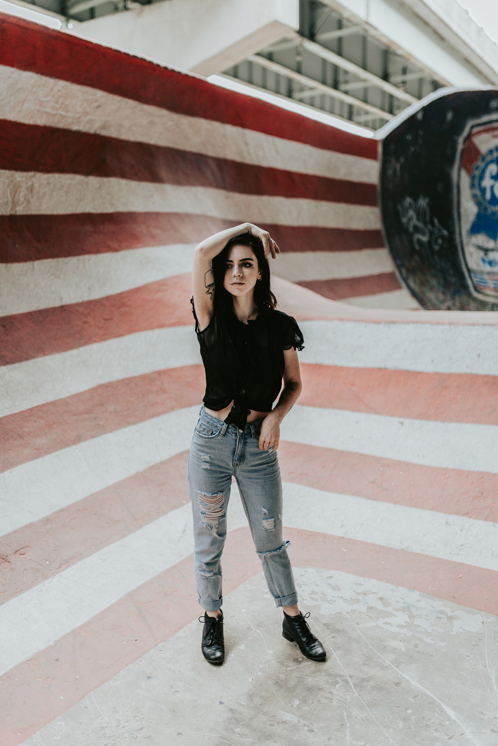 philadephia_fdr_skatepark_model_portrait_photographer_grunge_kylewillisphoto_riley_brown_South_kyle_willis_photography_pennysylvania