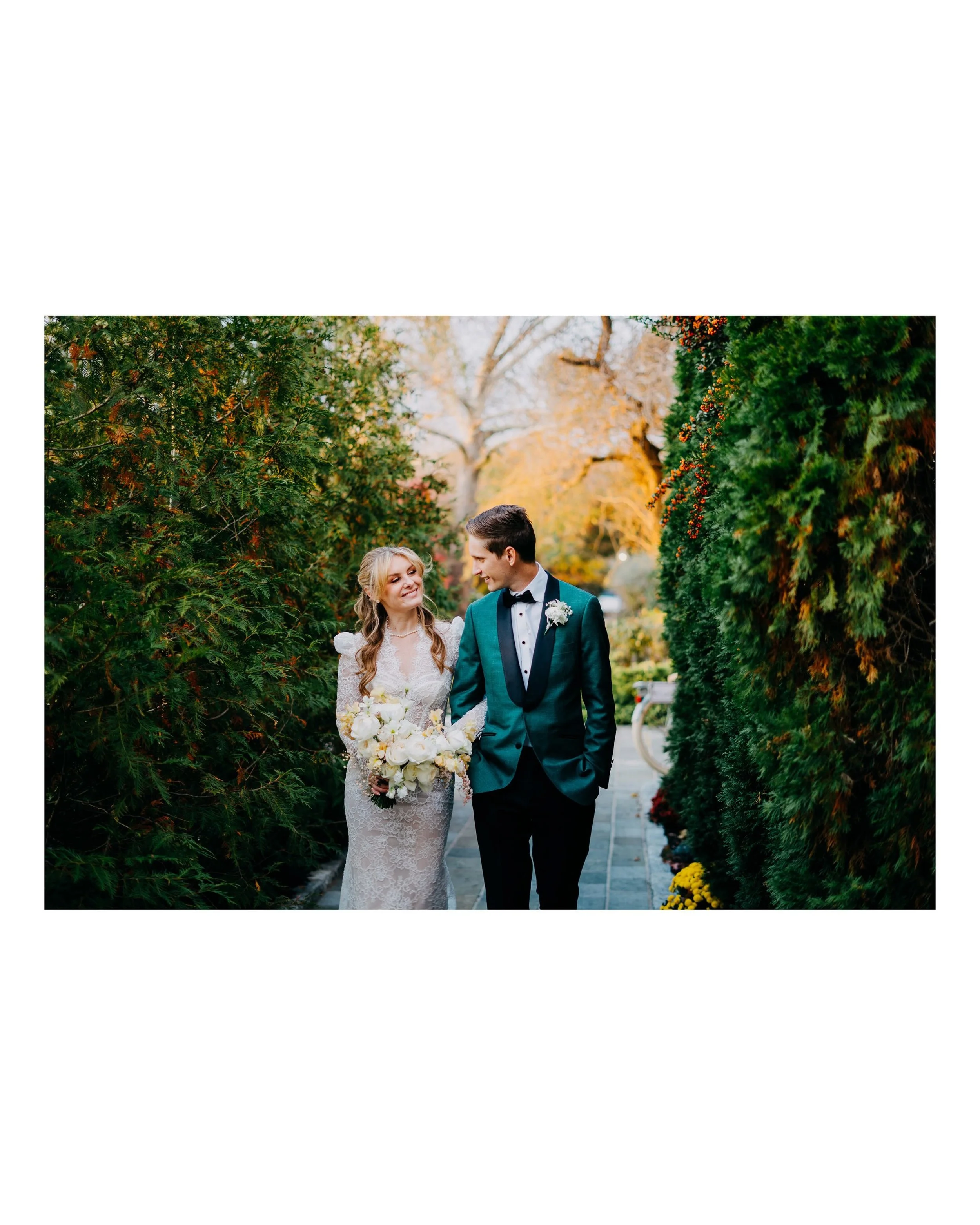 Nick &amp; Alexa at @hotelduvillage 
Dress: @pninatornai 
Store: @kleinfeldbridal 
Florals: @trfloraldesign