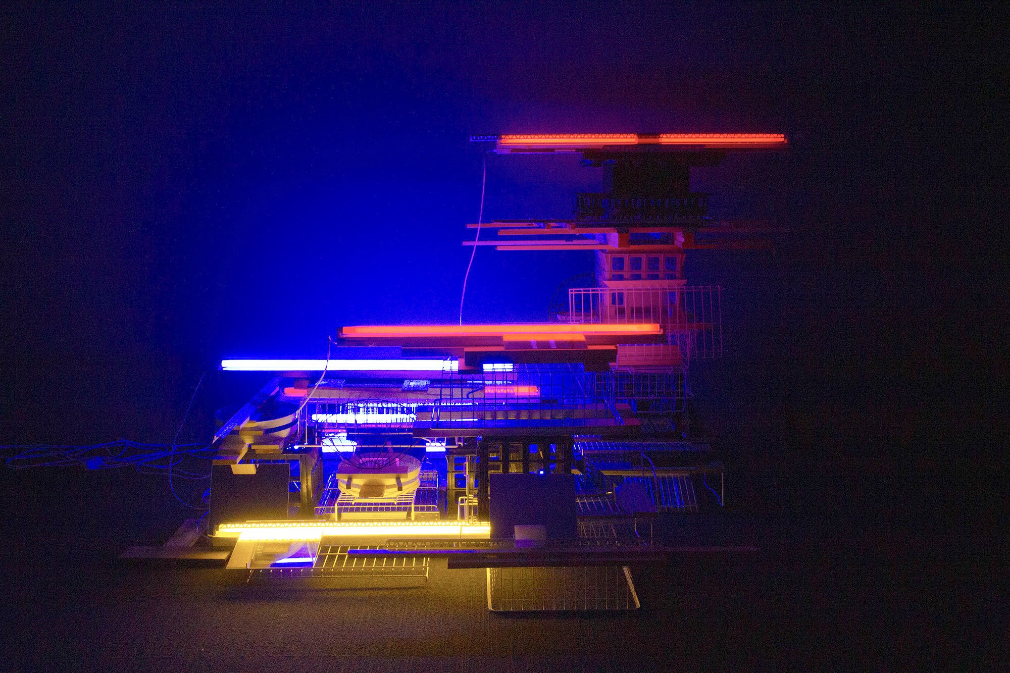 IMG_1959tower II++ 2000 v2.jpg