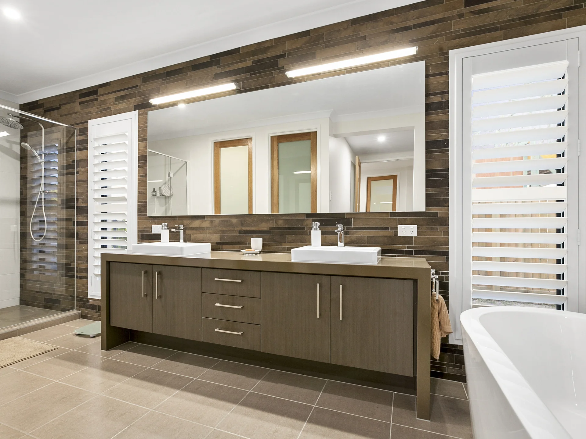 019_Open2view_ID445814-186_Balgownie_Drive.jpg