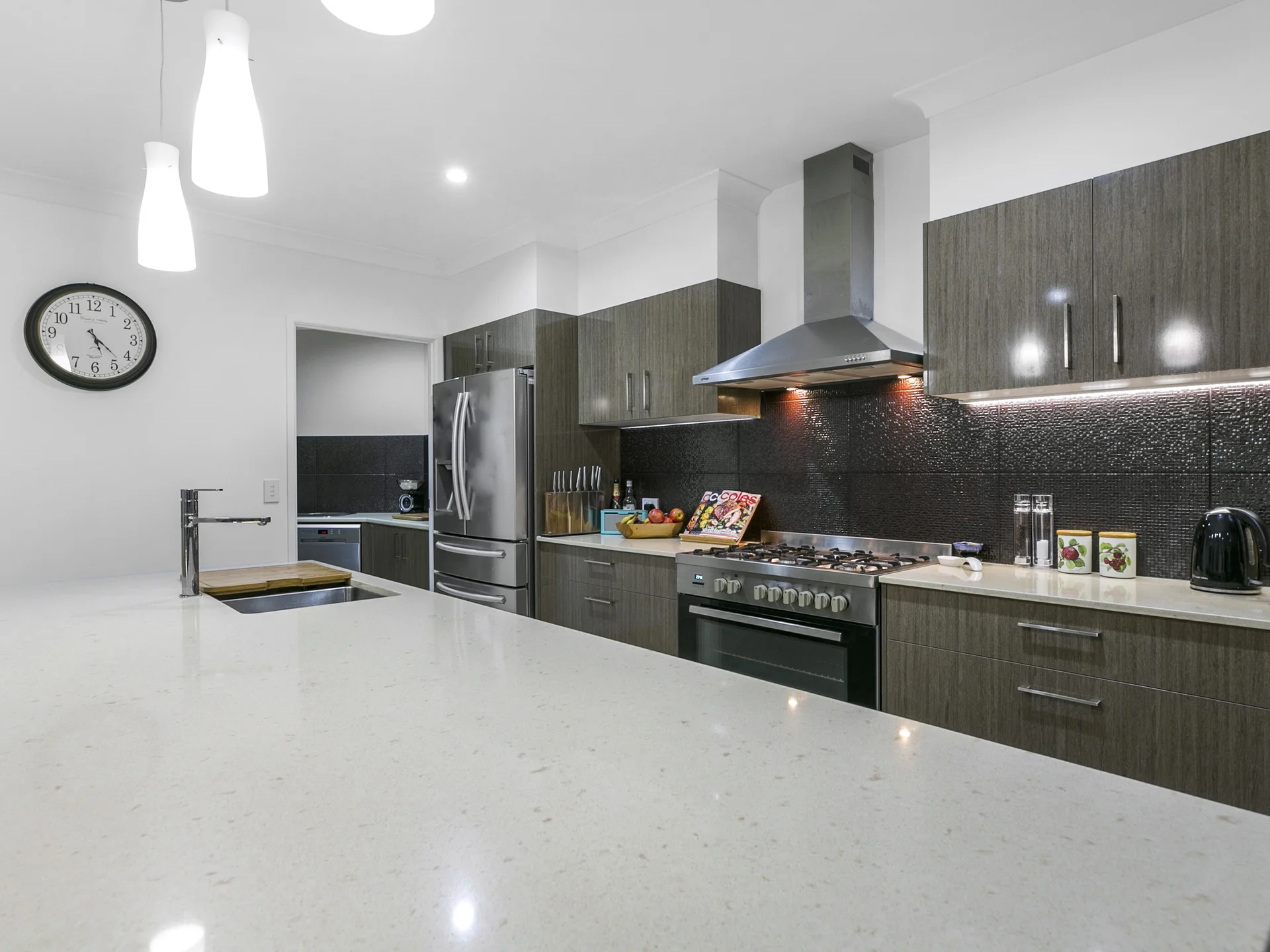 056_Open2view_ID524893-2_Smoke_Bush_Drive__Noosa_Heads.jpg