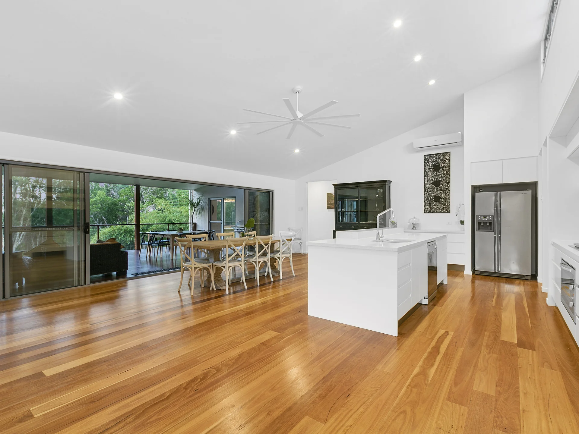048_Open2view_ID541827-15_Cooroibah_Crescent__Tewantin.jpg