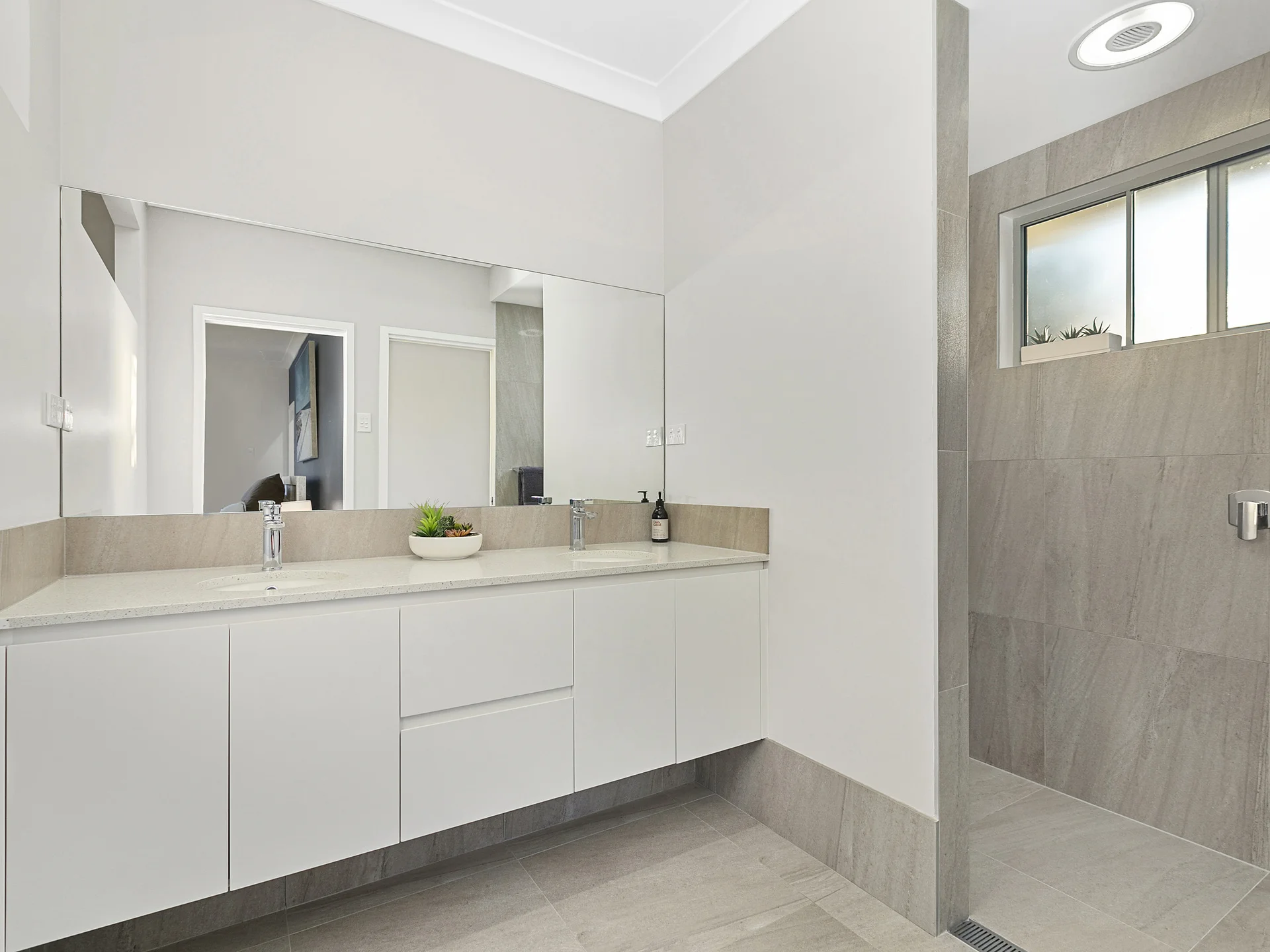 058_Open2view_ID541827-15_Cooroibah_Crescent__Tewantin.jpg