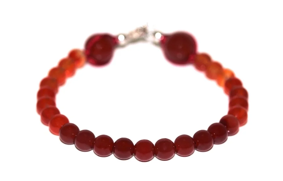 Discretion Cornelian from Atelier JAWERY