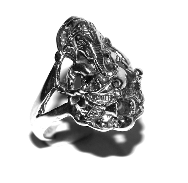 Ganesh lateral - web.jpeg