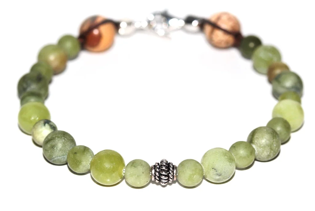 Bracelet en jade mat de l'atelier JAWERY
