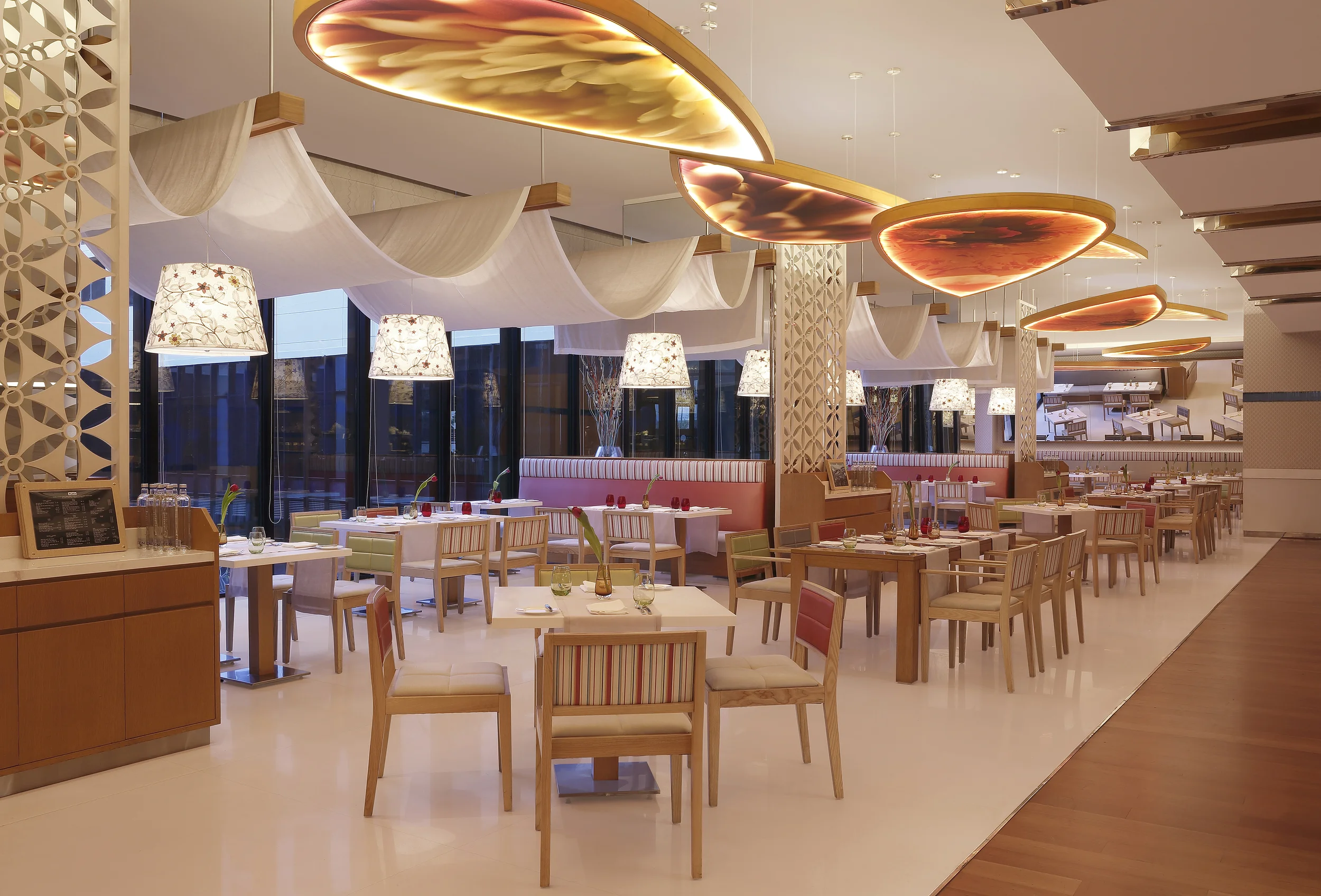 Restaurant | Pullman New Delhi Aerocity, India