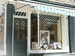 Priory Gallery 34 High Street Broadway WR12 7DT Tel: 01386 853783
