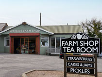 Wayside Farm Shop 50 Pitchers Hill, Wickhamford WR11 7RT Tel: 01386 830546