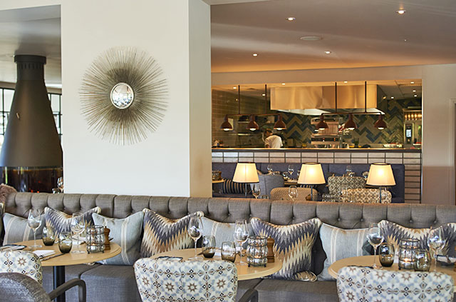 DINNING_ROOM_THE_FISH_HOTEL_102_BROADWAY_COTSWOLDS.jpg